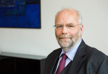 Dr. Albrecht Kloepfer